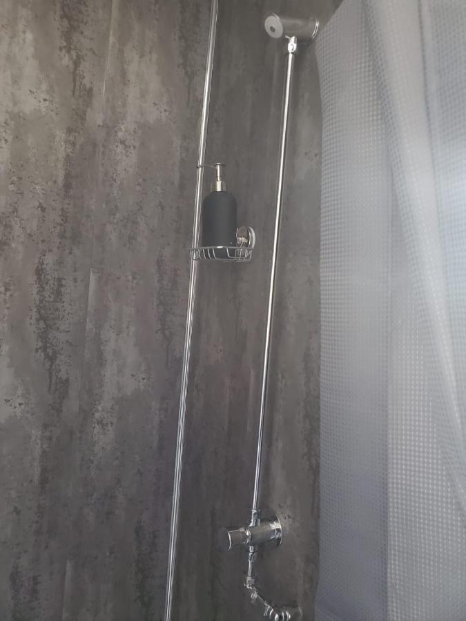 Blessington Road B&B & Lockinn Bar & Restaurant リヴァプール エクステリア 写真